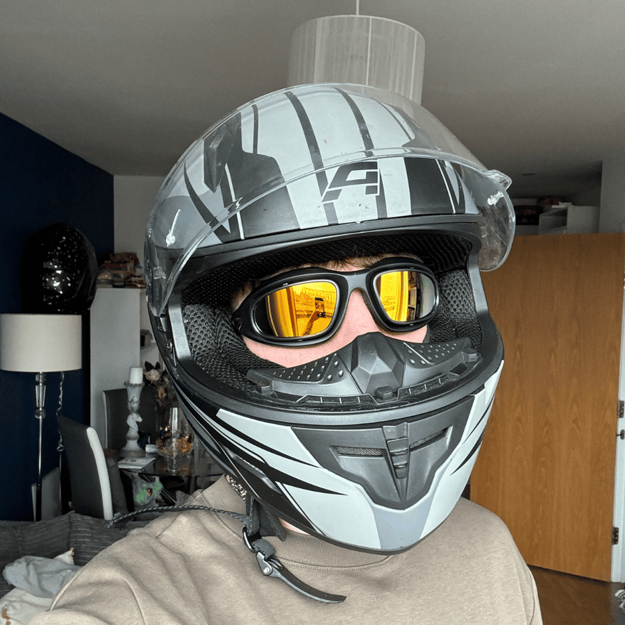 Moto profile.png__PID:9cfd823e-17f7-49c0-9908-7d639d3c2d5f